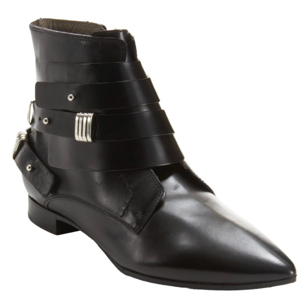 Costume National Black Leather Flat Ankle Boots 38